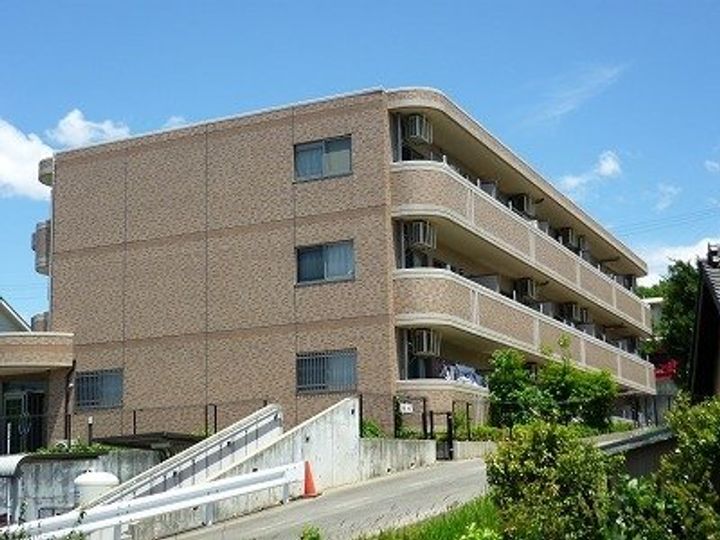 愛知県東海市名和町北向イ山(マンション)の賃貸物件201の外観