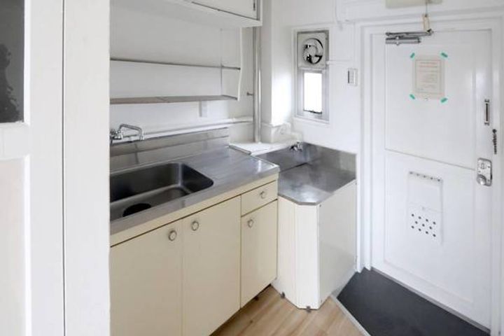 ビレッジハウス山中1号棟0107の玄関