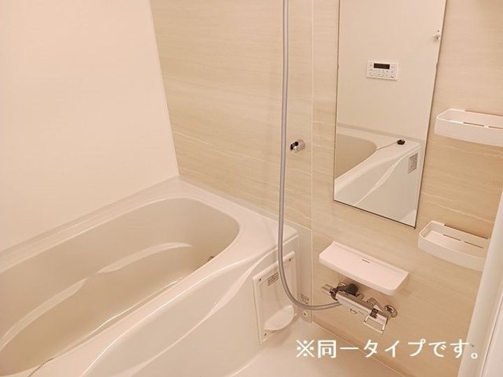 ラ・パーチェ Ⅰの風呂