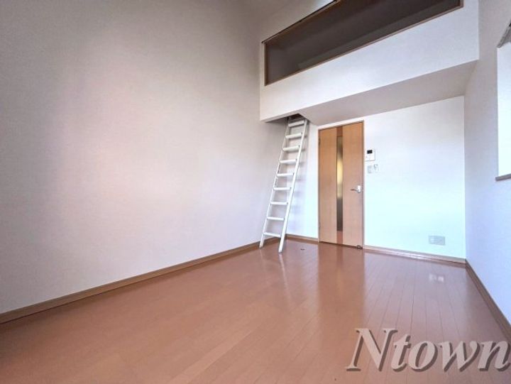 MTコーポの居間