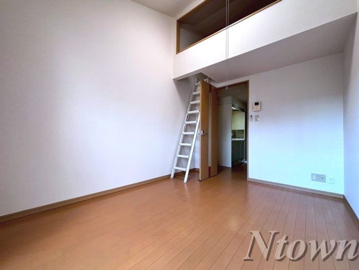 コーポなずなの居間