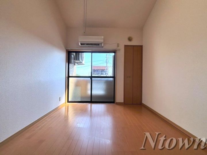 コーポなずなの居間