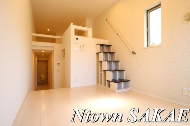 サニーベール志賀町の居間