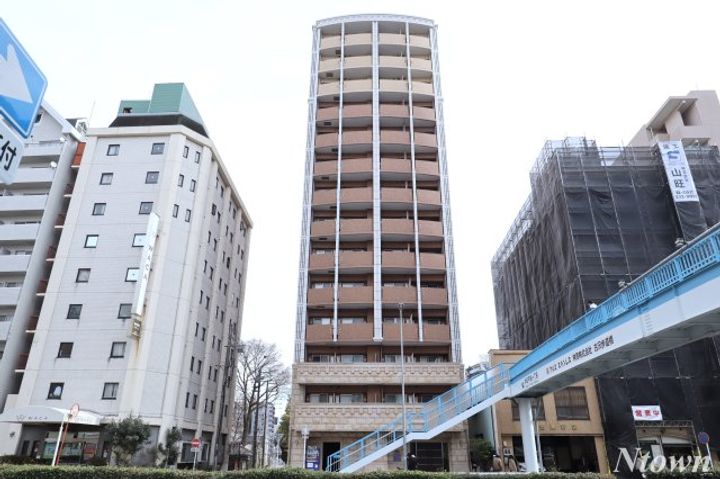 プレサンス金山グリーンパークスの外観