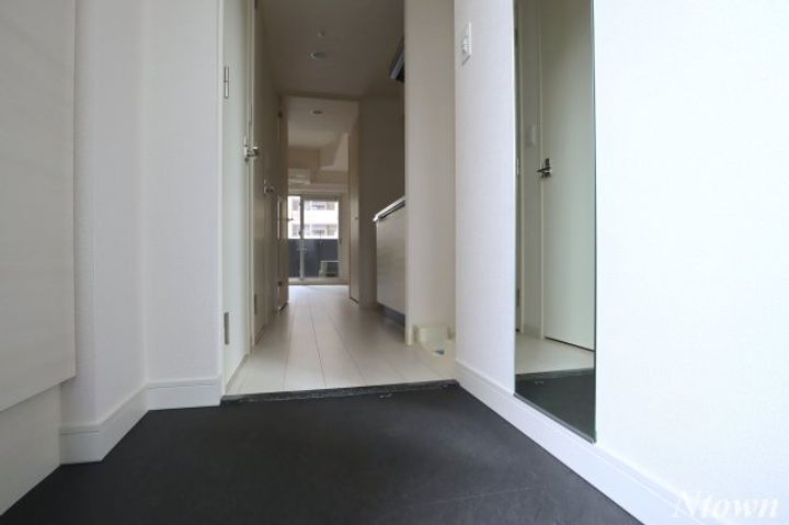 アドバンス名古屋モクシーの玄関