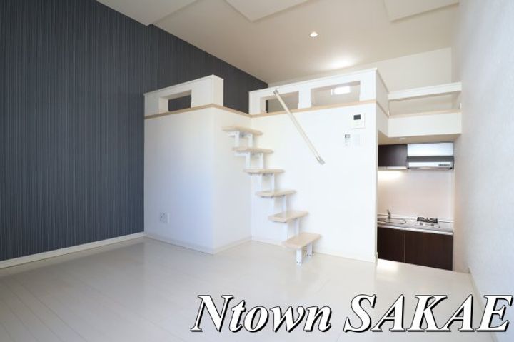 デザイナーズコーポ賑町の居間