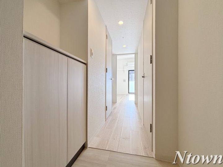 S-RESIDENCE浄心Eastの玄関