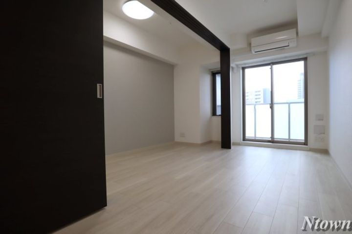 エステムコート名古屋葵の居間