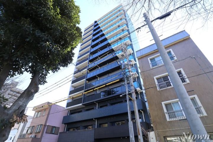 プレサンス東別院セレニスの外観