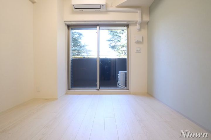 プレサンス東別院セレニスの居間