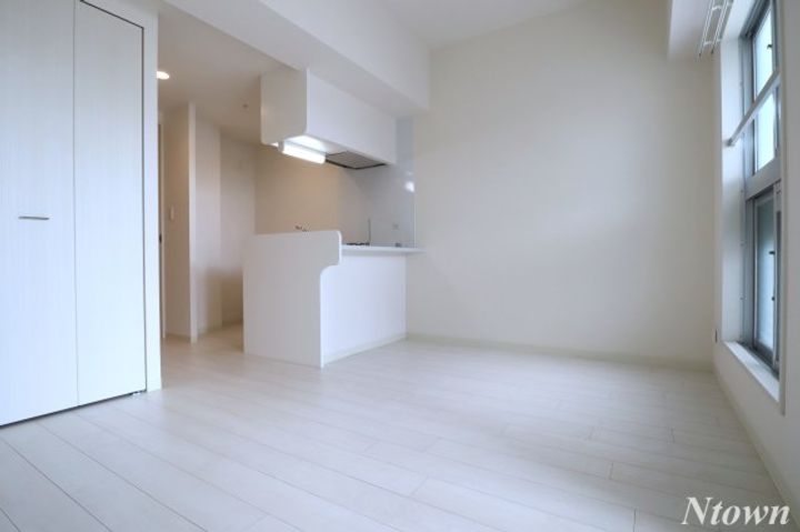 アドバンス名古屋モクシー409の居間
