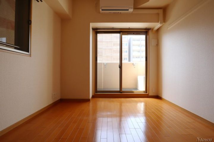 プレサンス桜通アベニューの居間