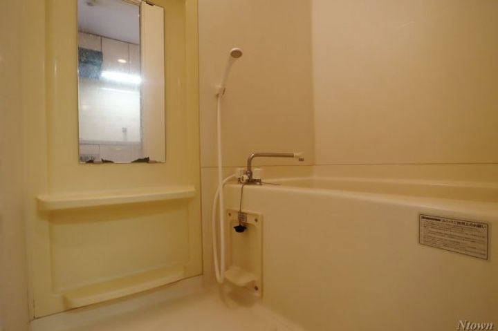 プレサンス桜通アベニューの風呂