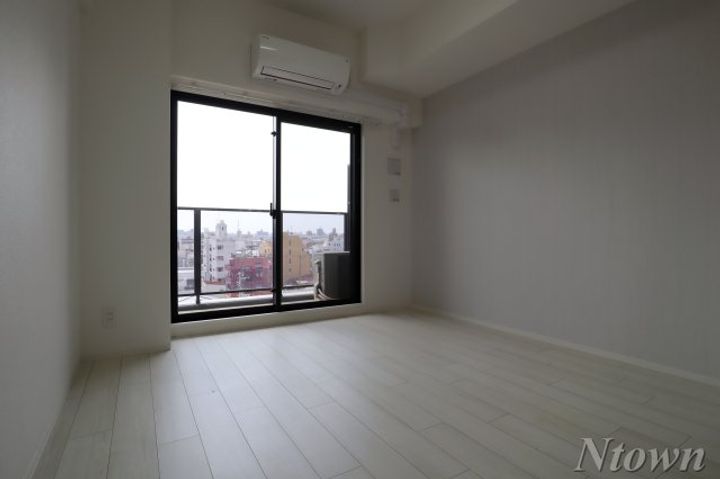 メイクスアート太閤通の居間