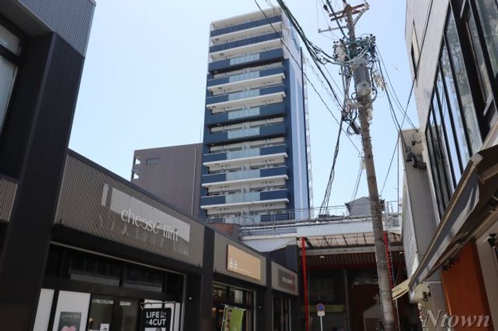 プレサンスTHE大須観音の外観