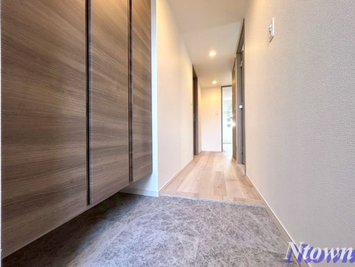 S-RESIDENCE亀島駅前blazeの玄関