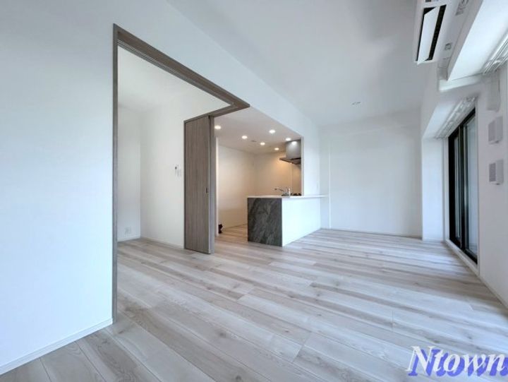 S-RESIDENCE亀島駅前blazeの内装