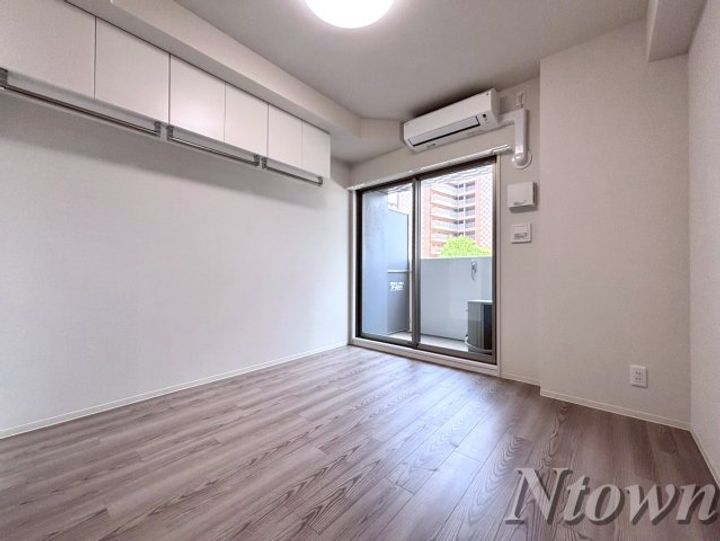 プレサンス名古屋ルクソリアの居間