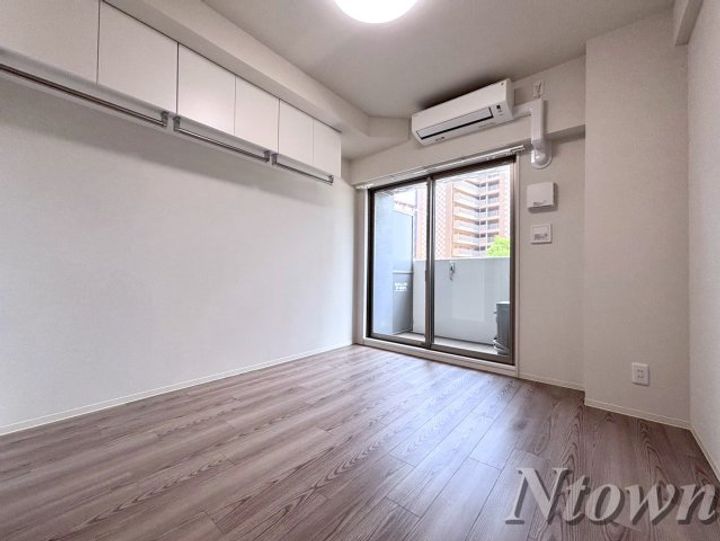 プレサンス名古屋ルクソリアの居間
