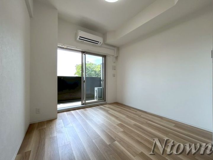 プレサンス太閤通駅前デュプルの居間