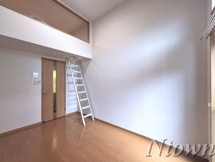 ヴィアトールの居間