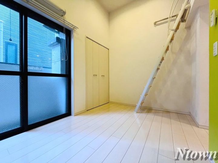 グリーン・ノアの居間