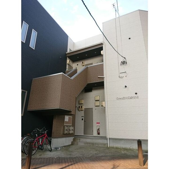 Creo庄内通参番館103の外観