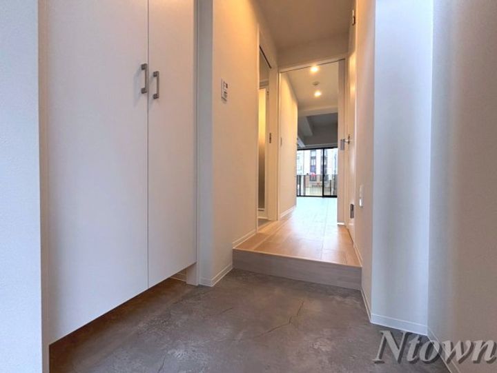 GranVia浄心803の玄関