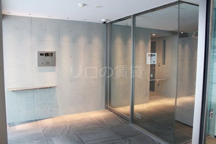 AELL蒲田南の玄関