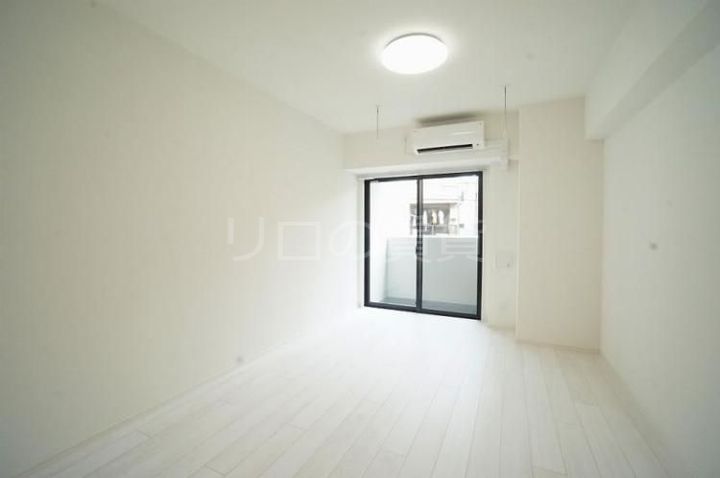 weave place SHINKAMATAの内装