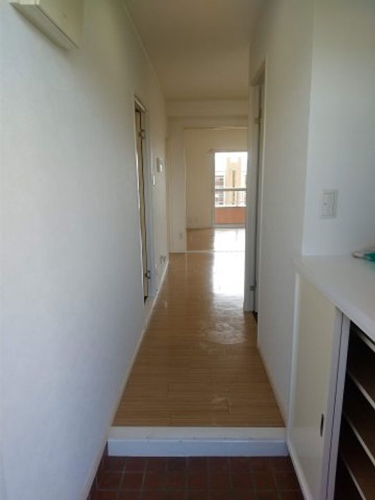 フェリオ市駅西Ⅱ の玄関