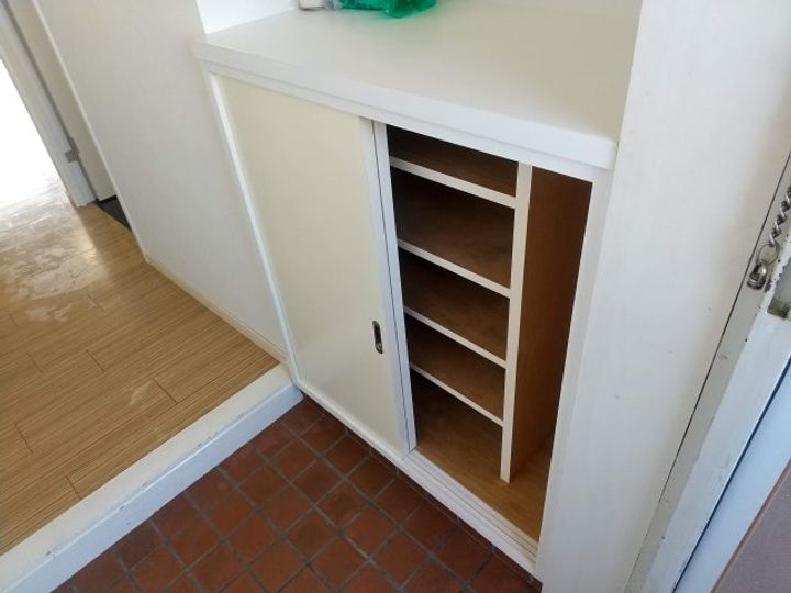 フェリオ市駅西Ⅱ の玄関