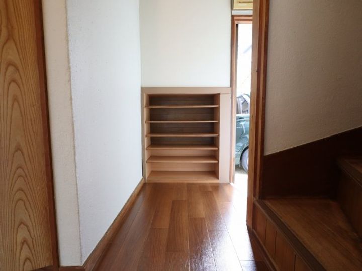 愛媛県松山市鷹子町(一戸建)の賃貸物件の玄関