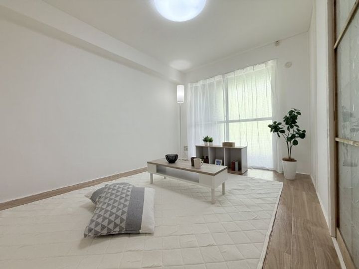 ハイツワイアールの居間