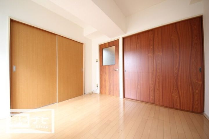 浅井マンション・101の内装