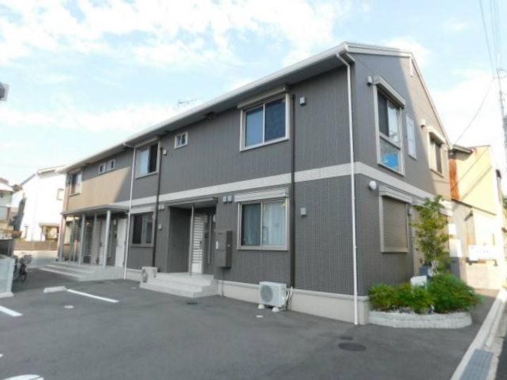シャルマンコート102の外観