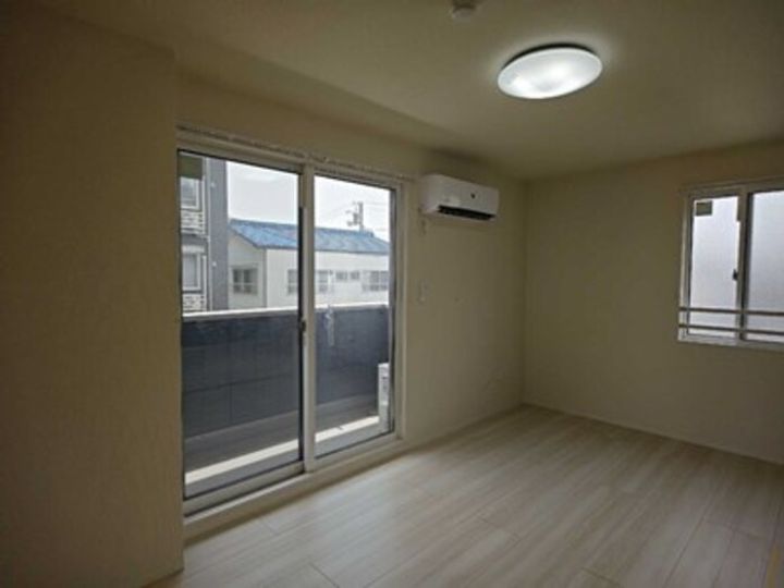 プレジデント持田 A棟の内装