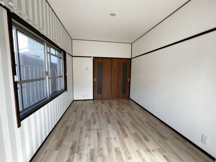 メゾンドール横河原101の内装