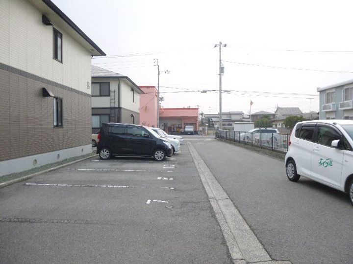 エントピア余戸の外観