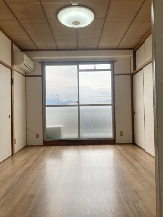 コーポ波藤302の内装