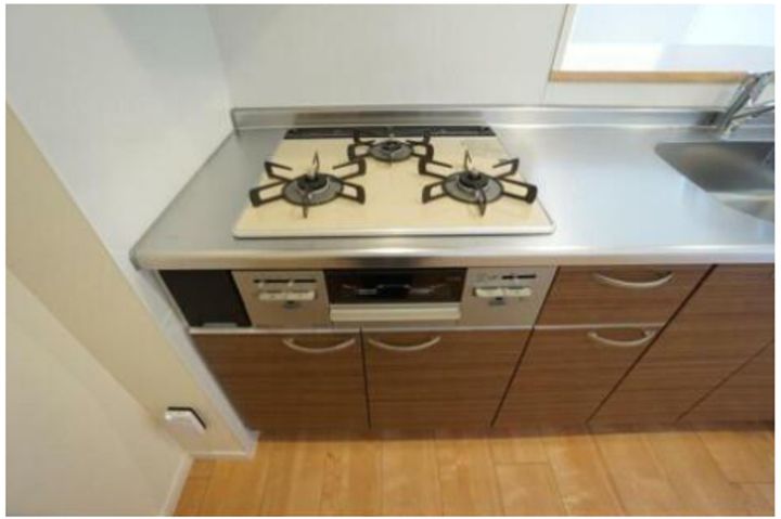 TREIZE REUNIONのキッチン