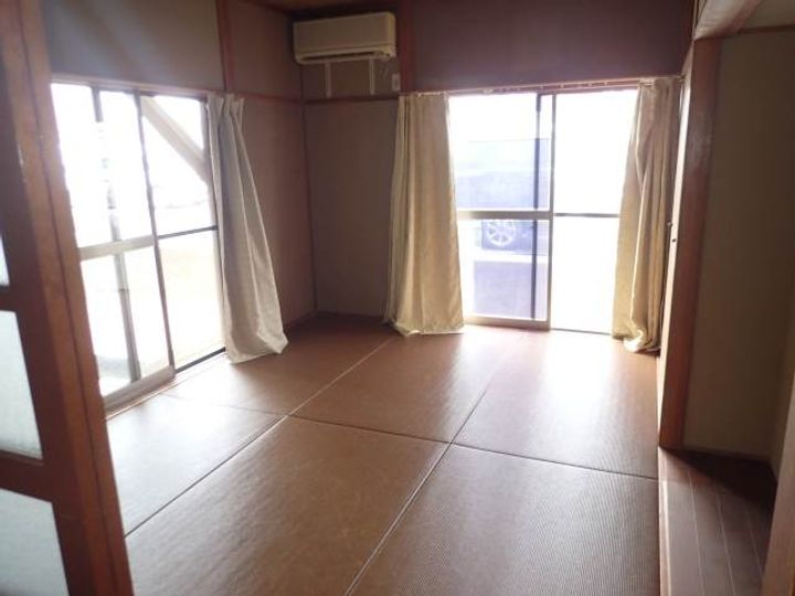 愛媛県松山市中央1丁目(一戸建)の賃貸物件1の内装