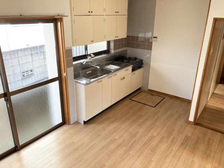 愛媛県松山市畑寺町(一戸建)の賃貸物件のキッチン