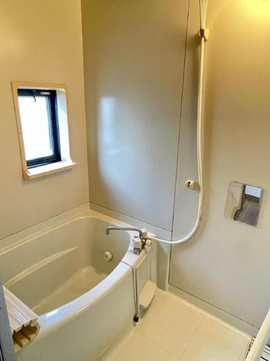 愛媛県松山市道後今市(一戸建)の賃貸物件の風呂