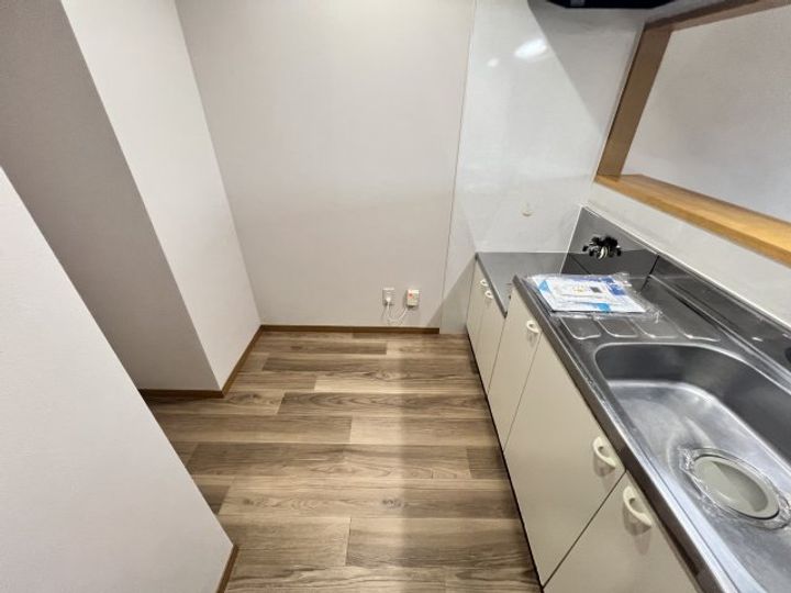 コリーヌ鷹子のその他画像