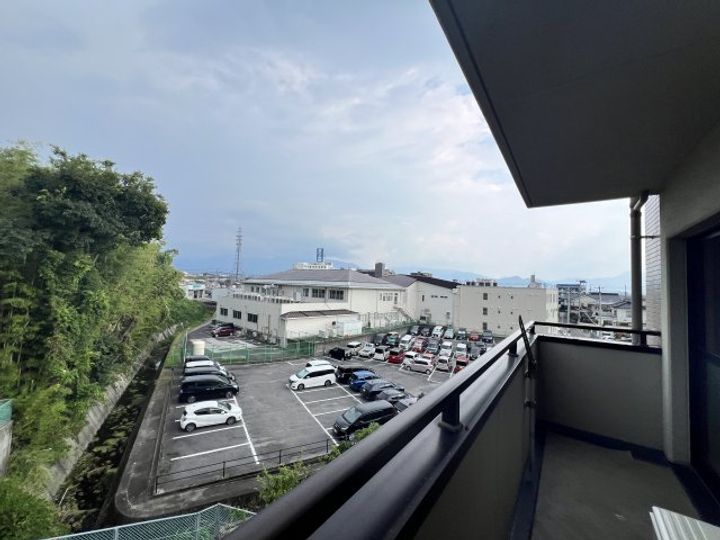 コリーヌ鷹子のその他画像