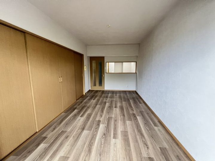 コリーヌ鷹子のその他画像