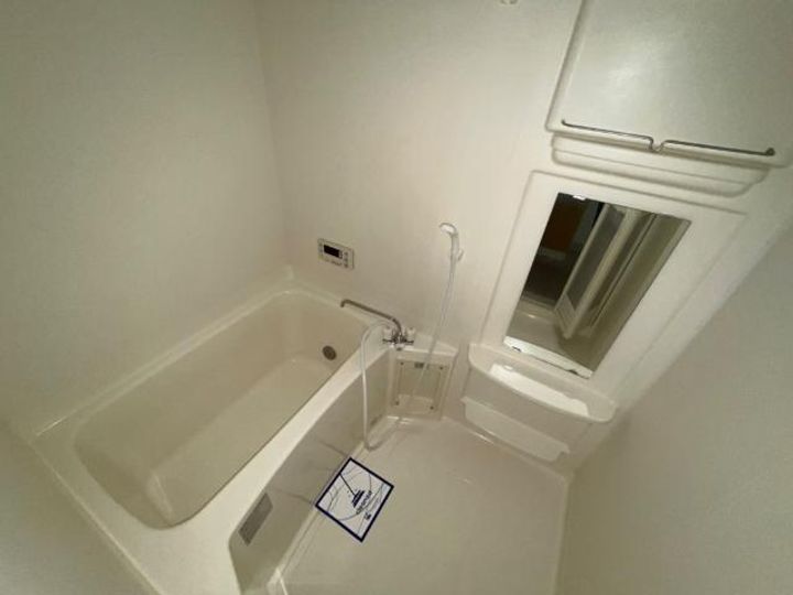 フローラルコートの風呂