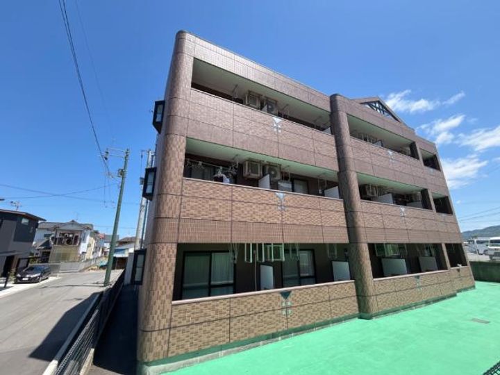 サンシャイン柳の外観