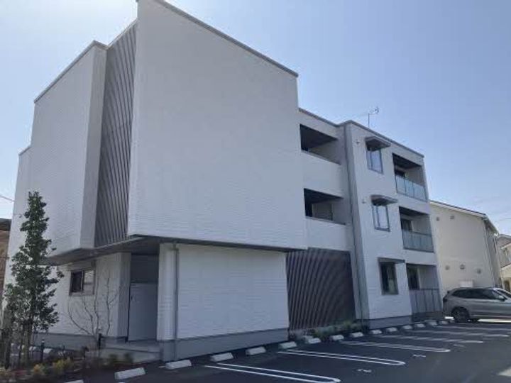 シャーメゾン小栗102の外観